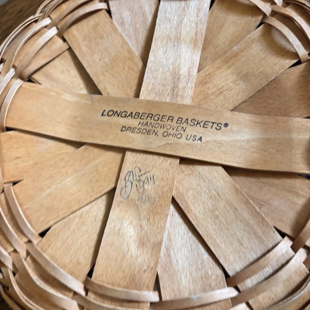 Longaberger Darning Basket 15504 Wood Lid Protector Leather Handles USA w/ Card
